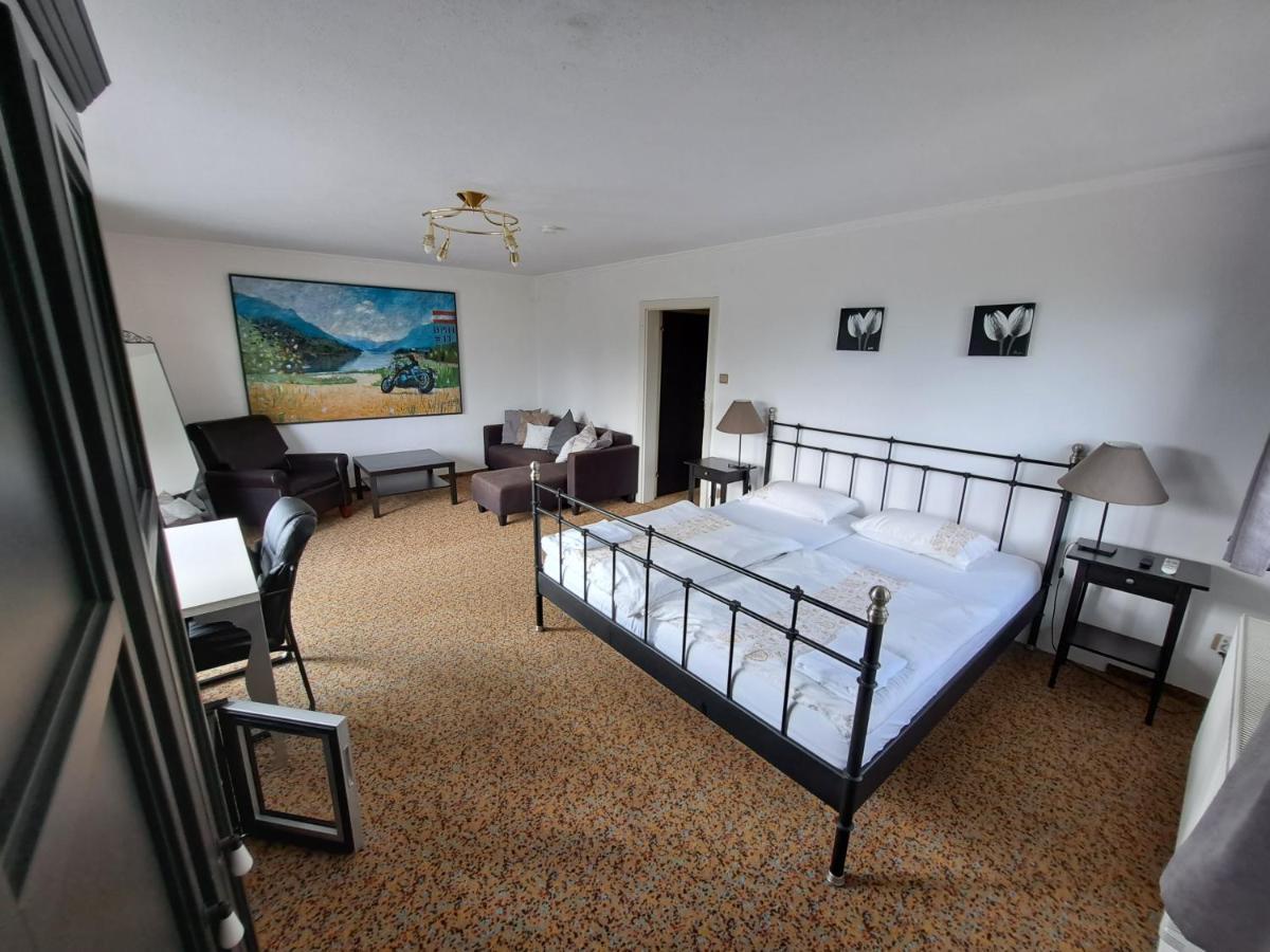 אפריץ Blue Mountain Hotel מראה חיצוני תמונה
